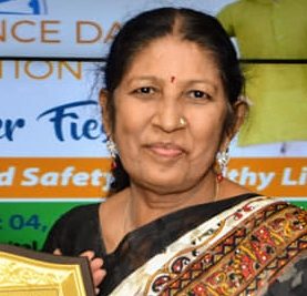 Anita Ji -India representative volunteer at step beyond borders Jaipur Rajasthan